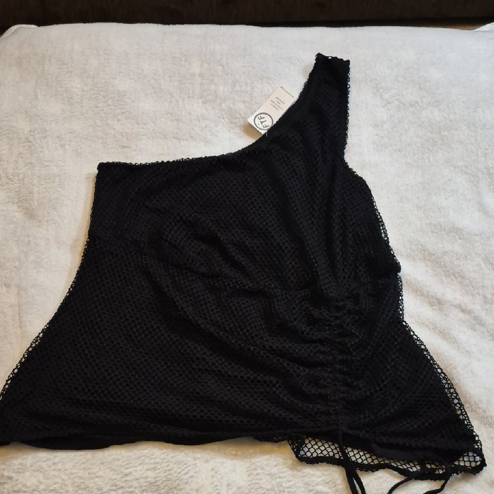 Fashion to Figure Black Asymmetrical Ruched Tank Top - Picture 6 of 8